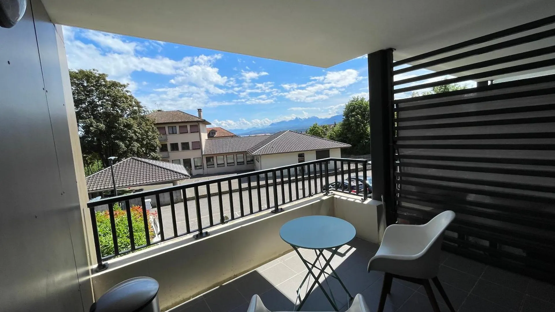 Appartement Cosy Et Confortable A Deux Pas Du Lac Excenevex